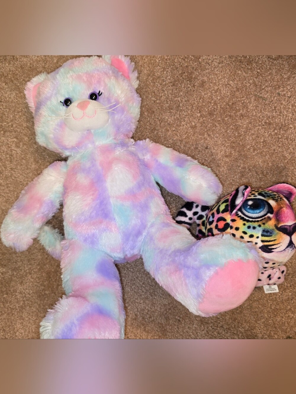 Build-A-Bear Tye Dye Pastel Cat 16-inch Plush Toy stuffed animal & extra plush